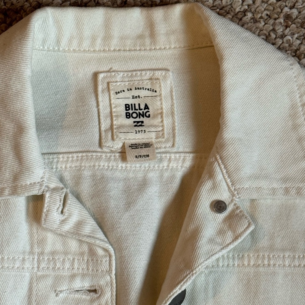 Billabong White Denim Cropped Jacket - Picture 2 of 5